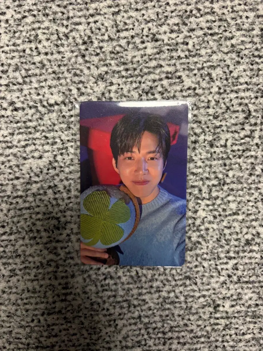 thumbnail-0